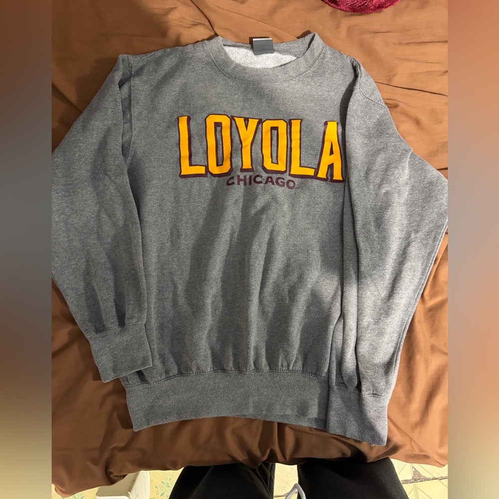 MV Sport Gray Sweatshirt